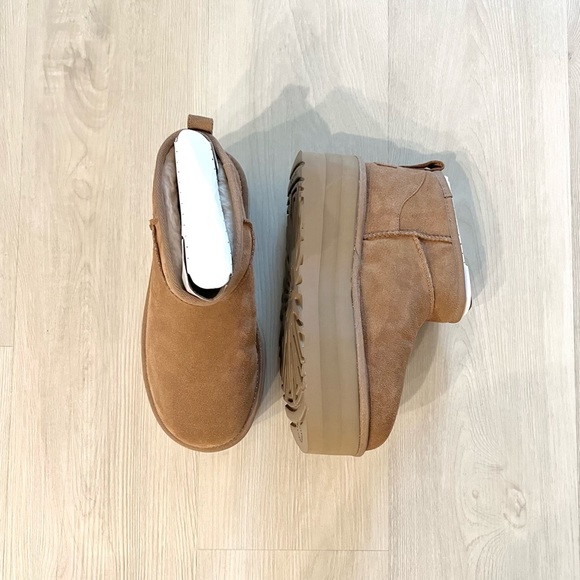 ❌SOLD❌ Ugg Ultra Mini Platform - Picture 6 of 9